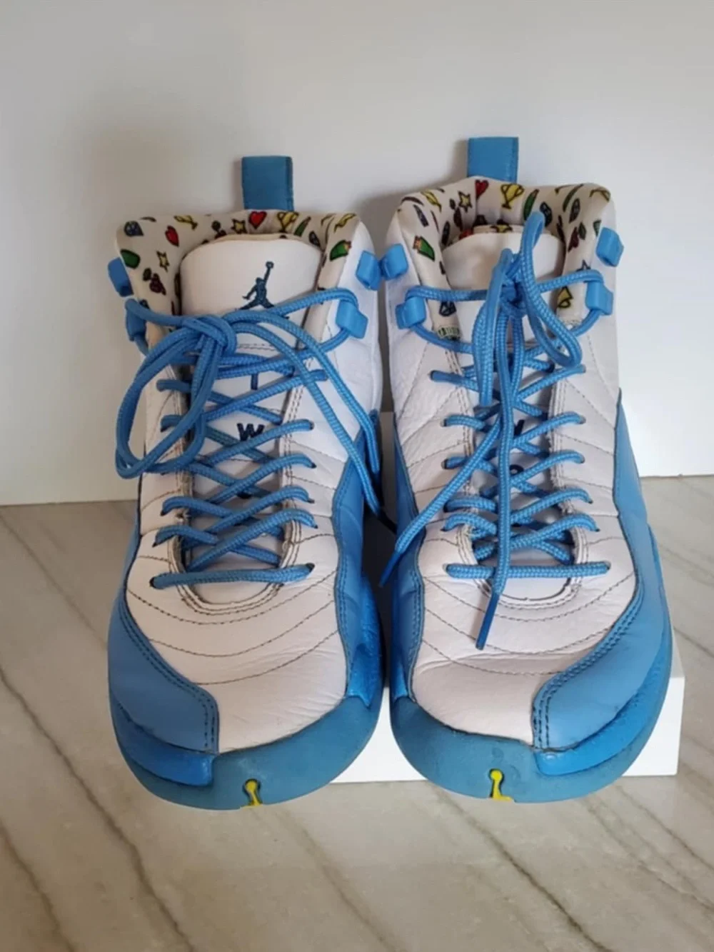 Nike Air Jordan 12 Retro DQ4365-114 Blue White GS Shoes Size 6Y 'Emoji'